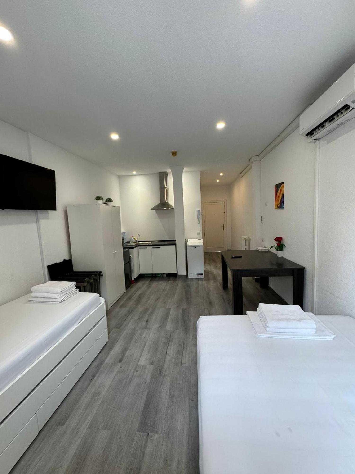 Estudio En Callao, 4 Personas Madrid Eksteriør bilde