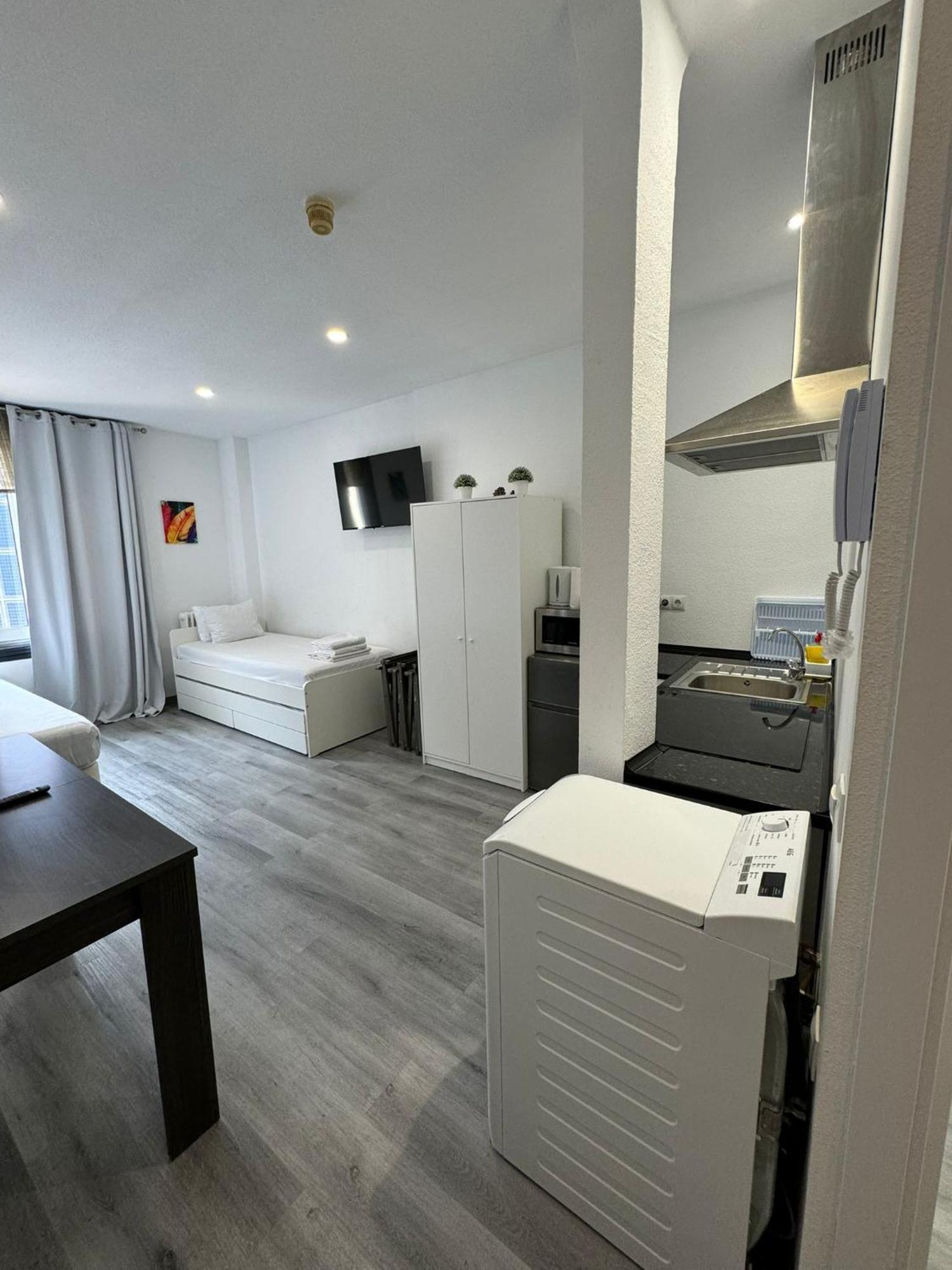 Estudio En Callao, 4 Personas Madrid Eksteriør bilde
